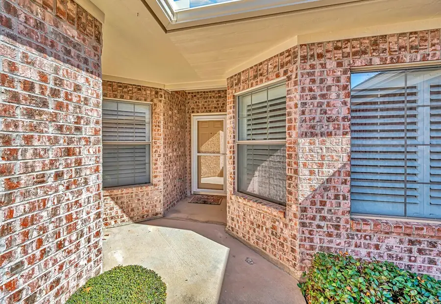 1904 Casual Circle, Waco, TX 76712 - Image #2