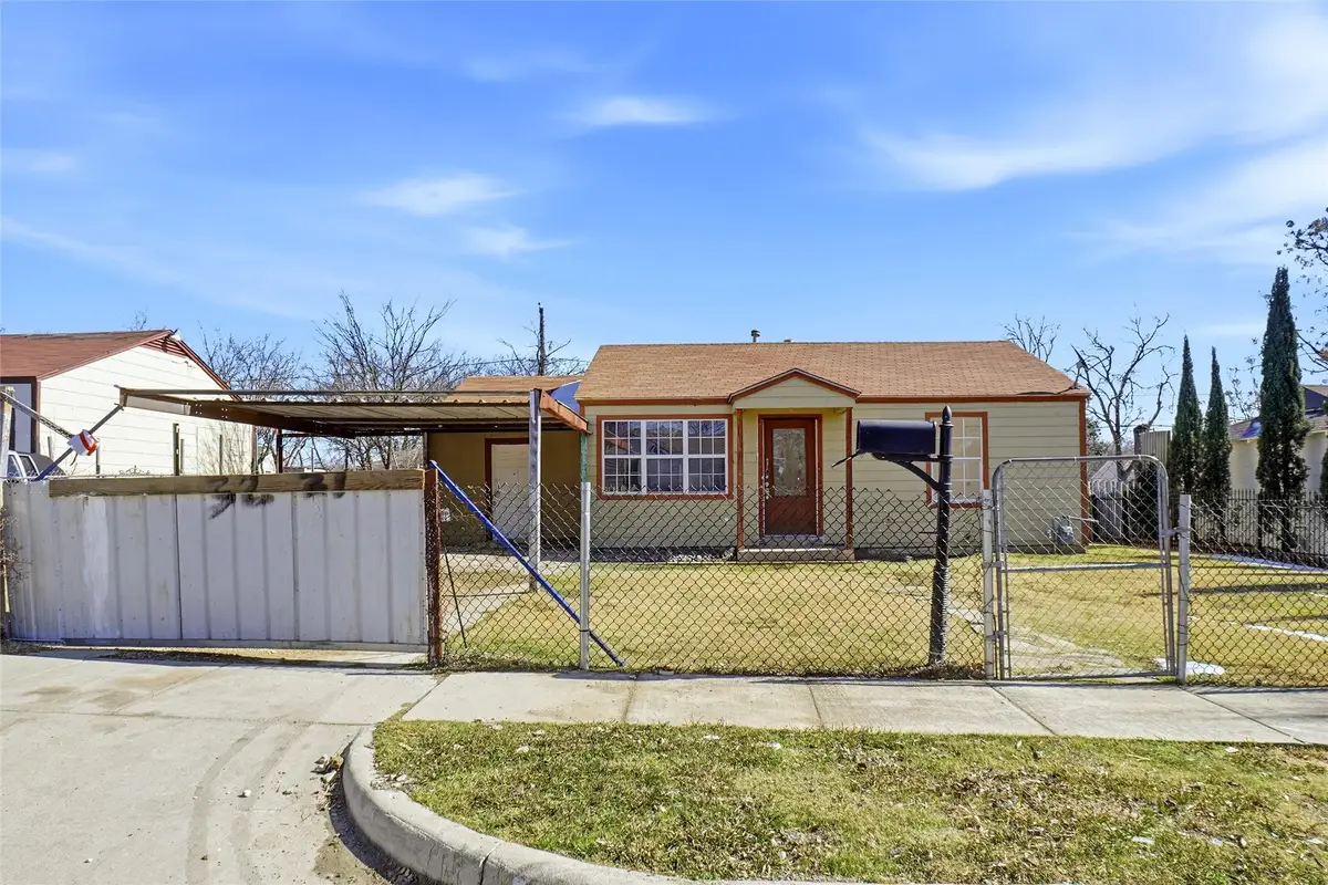 3221 Schieffer Avenue, Fort Worth, TX 76110 - #1