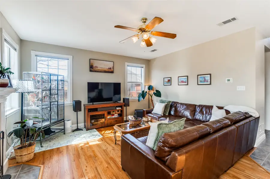 3301 Cooper Branch E, Denton, TX 76209 - Image #3