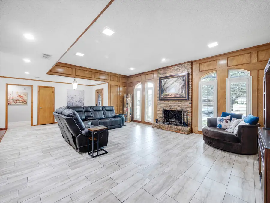 2246 Valley Mill, Carrollton, TX 75006 - #3