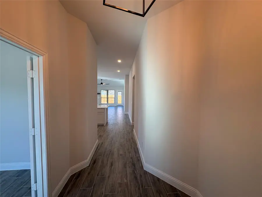 614 Kyle Drive, Tioga, TX 76271 - #2