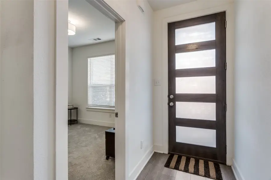 2812 Addison Park Lane, Fort Worth, TX 76110 - Image #3