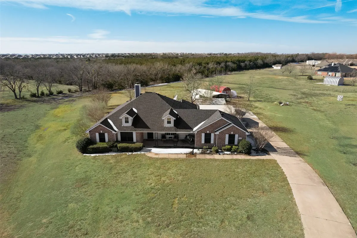246 Meadow Ridge Circle, Royse City, TX 75189 - Image #1