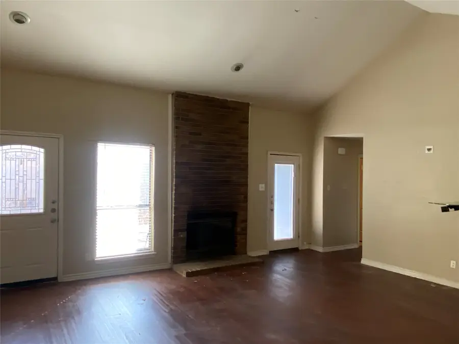 4052 La Costa Court, Irving, TX 75038 - Image #2