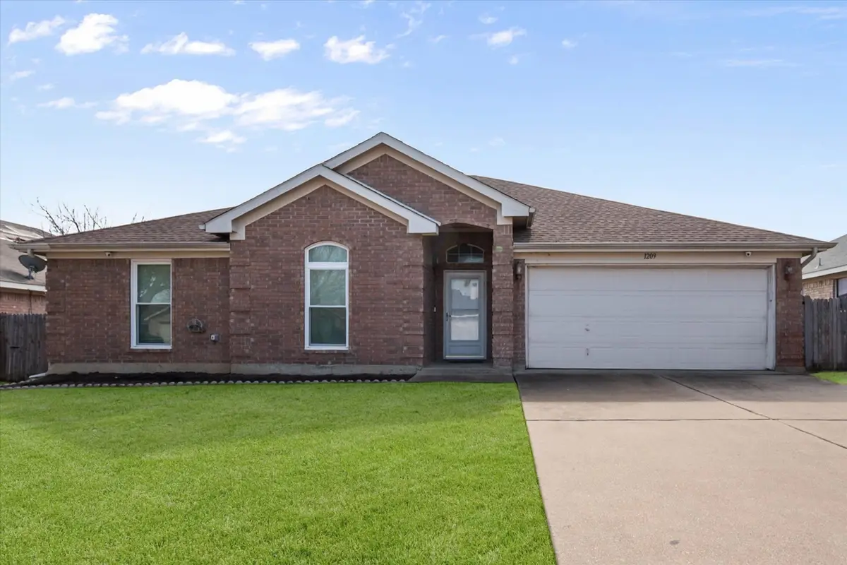 1209 Meadow Glen, Crowley, TX 76036 - Image #1