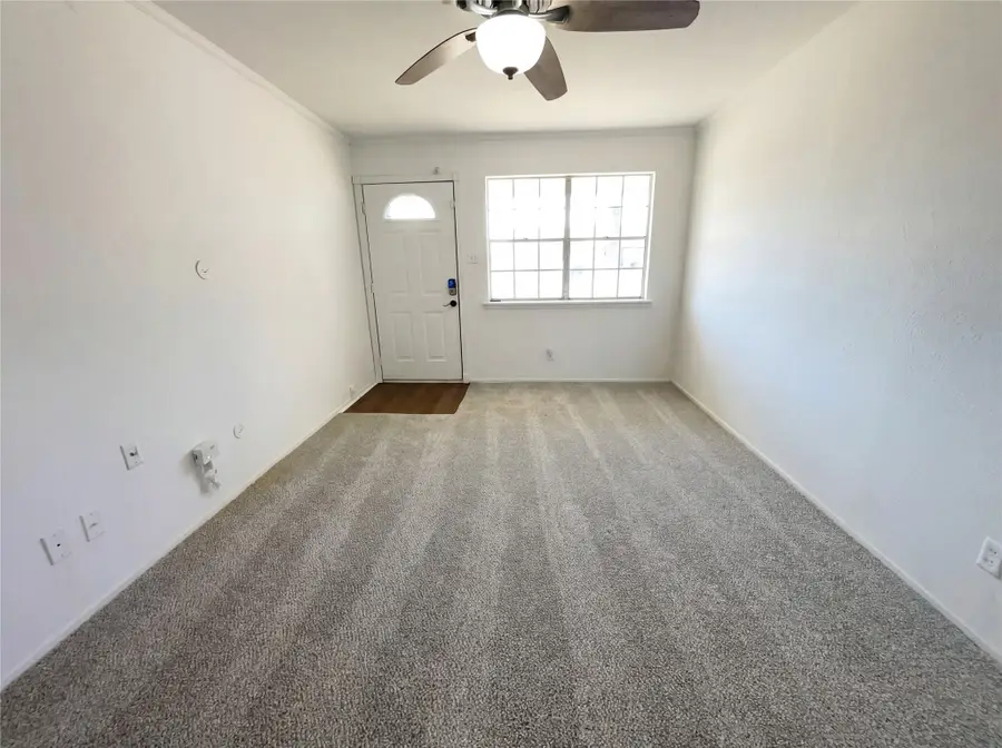 821 E Mission Street, Crowley, TX 76036 - Image #3