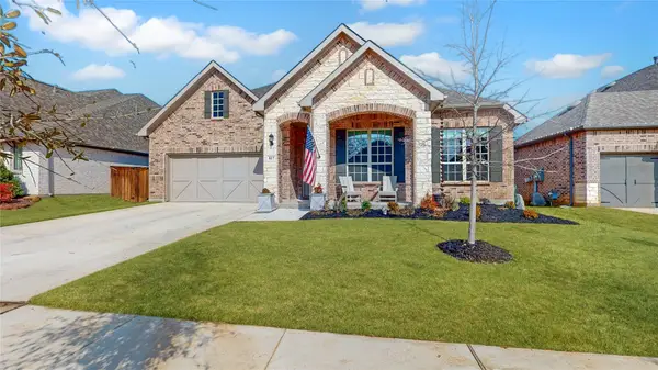 817 Fallbrook Avenue, Denton, TX 76210