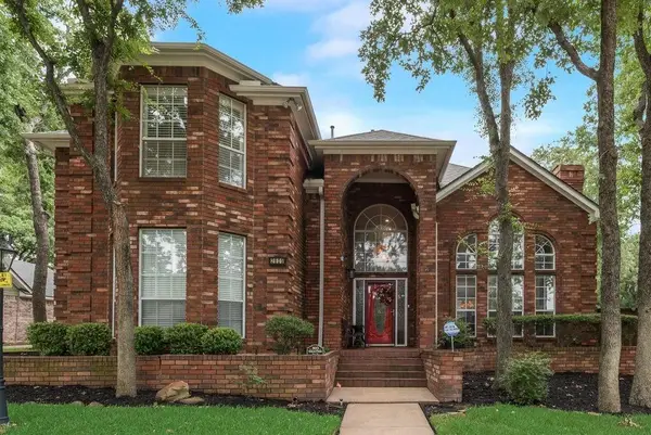 2805 Pine View Drive, Grapevine, TX 76051