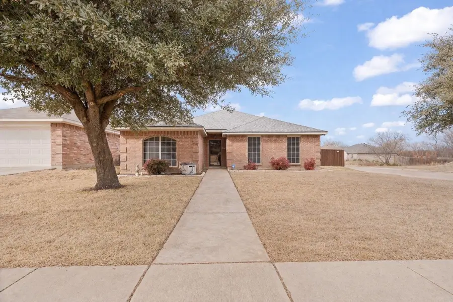 301 Rock Meadow Drive, Crowley, TX 76036 - Image #2