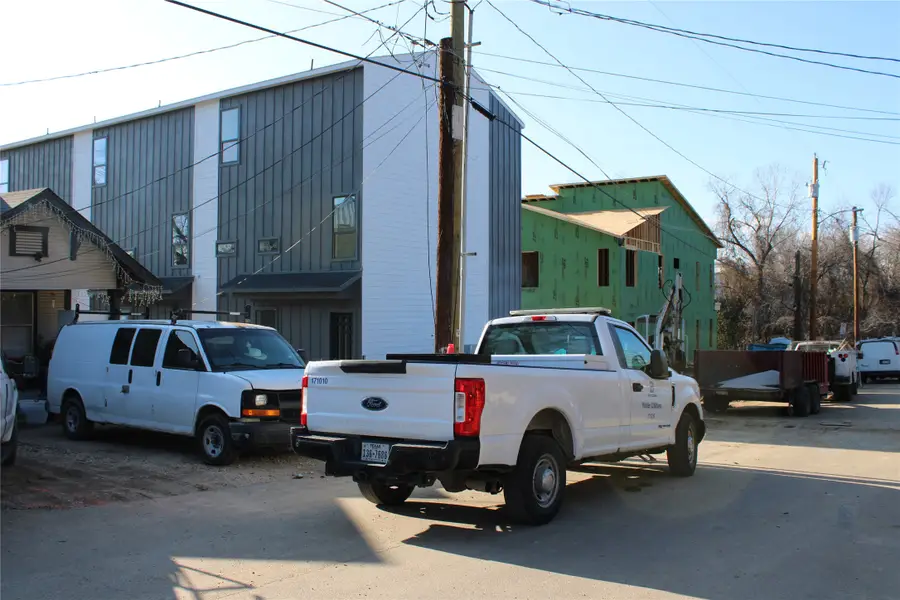 4706 Sylvester Street, Dallas, TX 75219 - #2