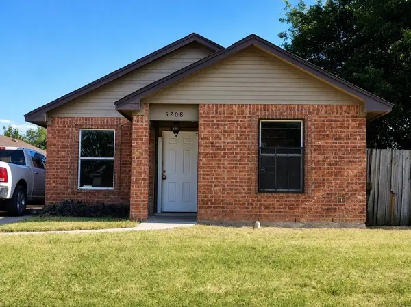 5208 Carol Avenue, Fort Worth, TX 76105