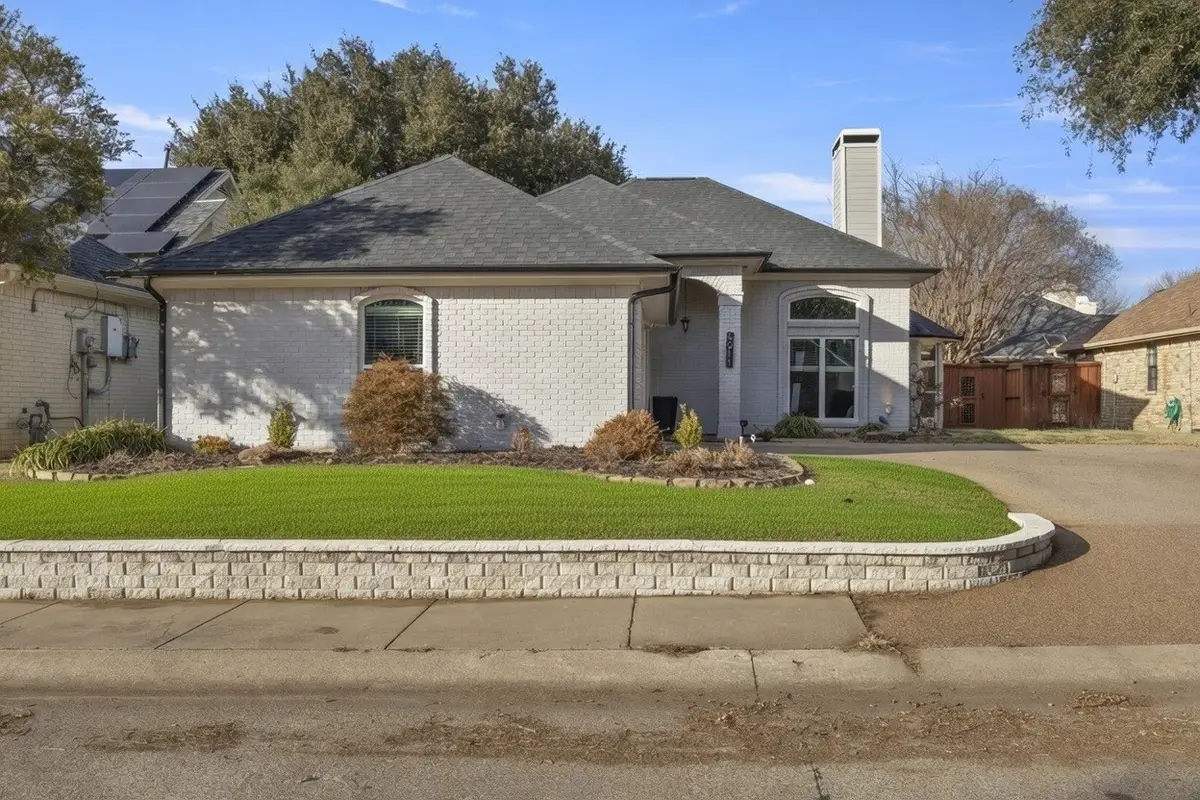 6011 Bent Creek Trail, Dallas, TX 75252 - #1