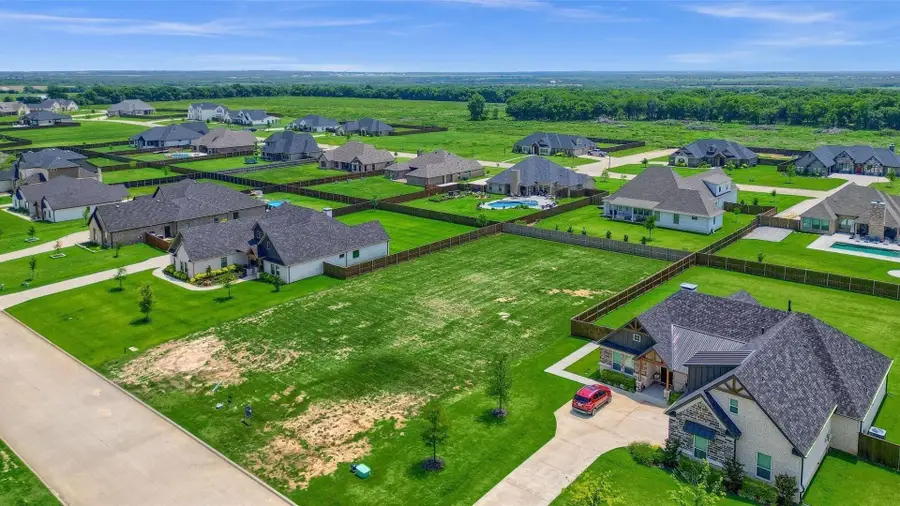 109 Chisolm Trail, Pottsboro, TX 75076 - #2