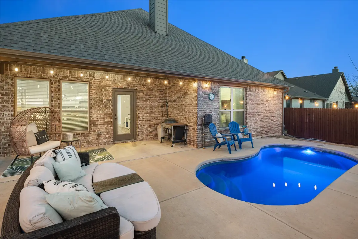 421 Monarch Way, Justin, TX 76247 - Image #1