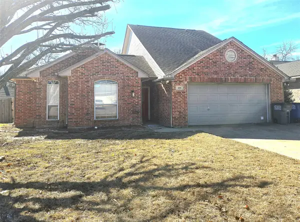 400 Buckskin Drive, Red Oak, TX 75154