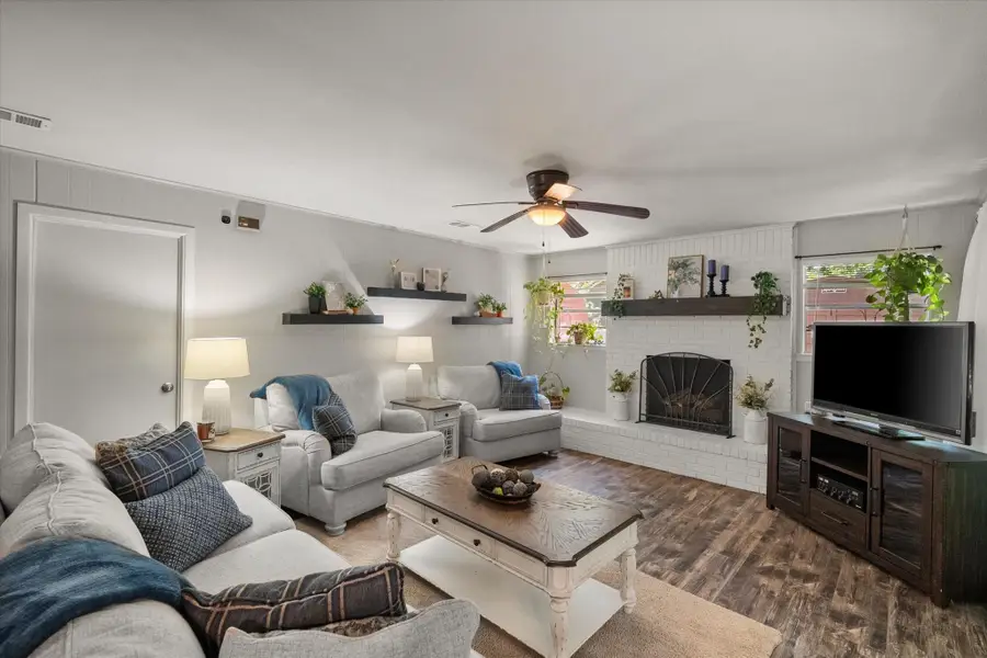 4208 Shipley Court, Benbrook, TX 76116 - #3