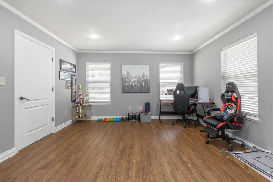 10 Weatherby Dr, Hooks, TX 75561 - #3