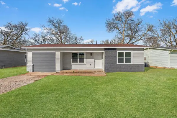 4509 Quails Lane, Fort Worth, TX 76119