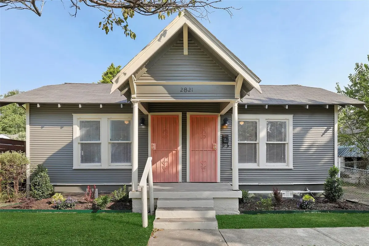2821 Gladstone Drive, Dallas, TX 75211 - #1