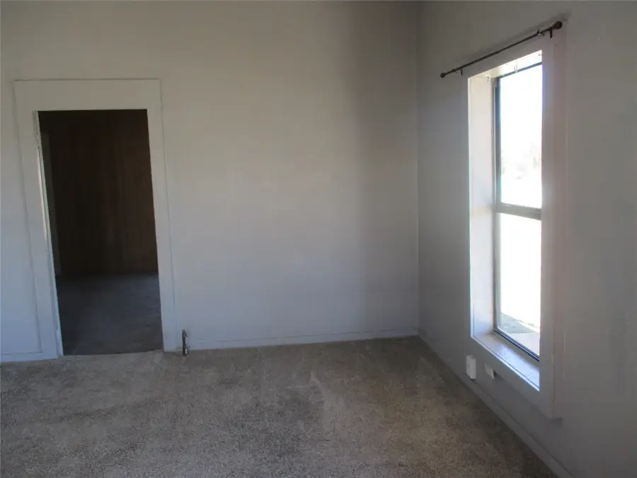 406 N Daugherty, Eastland, TX 76448 - #3