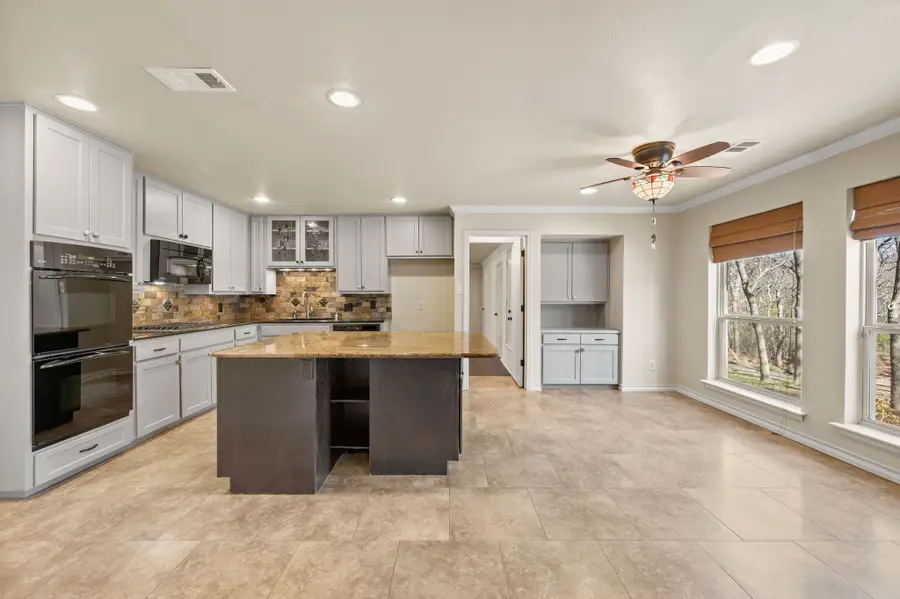 2800 Idlecreek Drive, Dalworthington Gardens, TX 76016 - #3