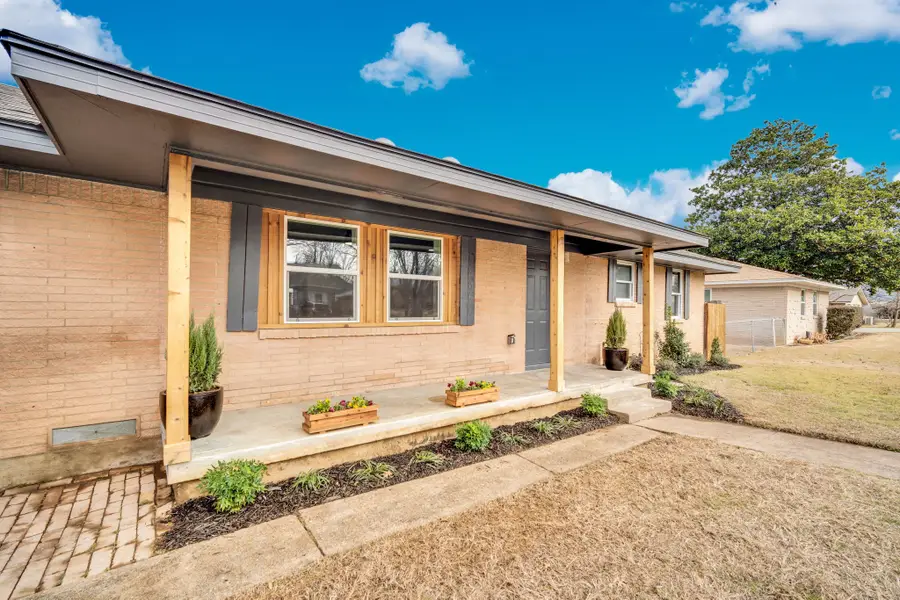 203 W Avenue K, Midlothian, TX 76065 - #3