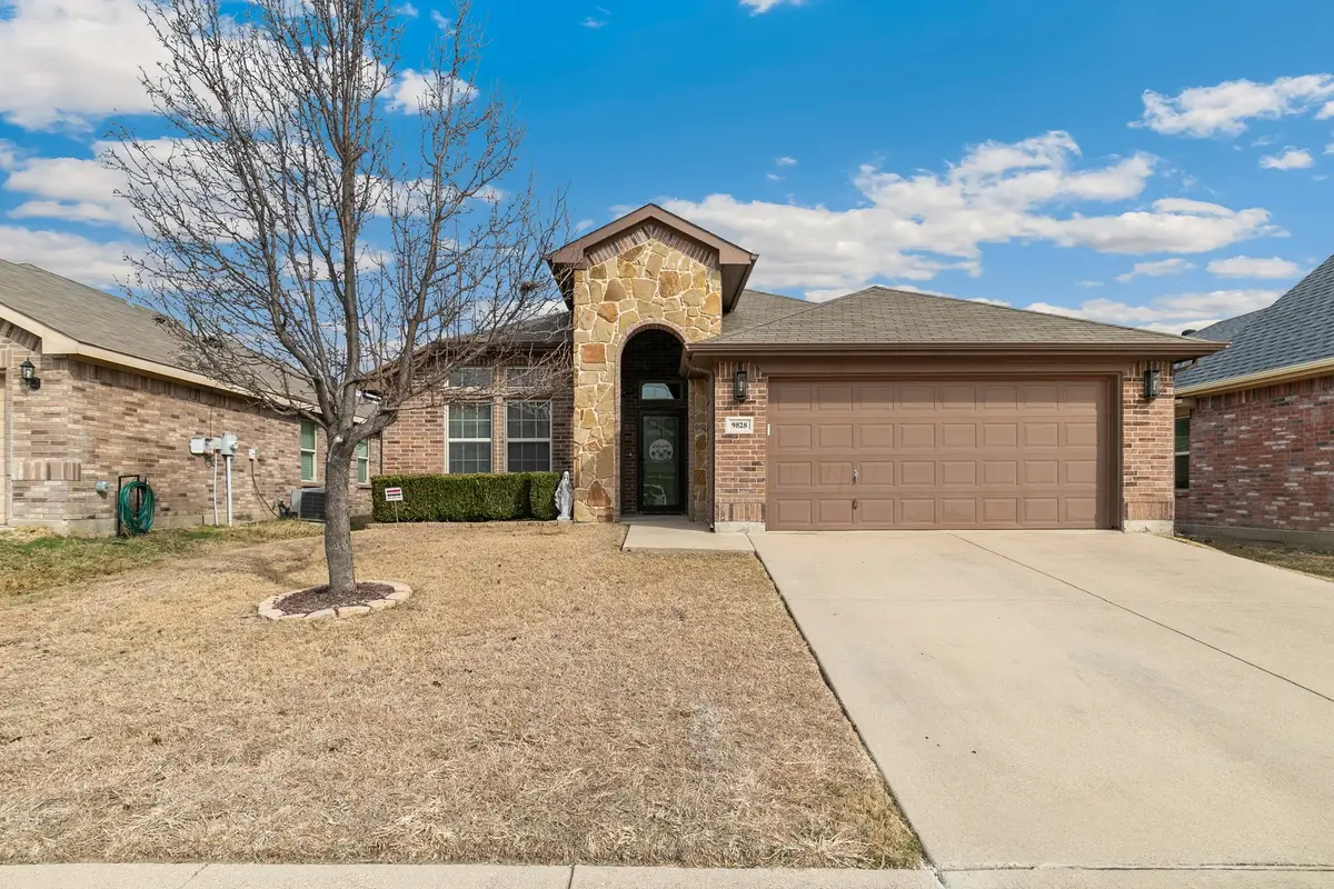 9828 Sparrow Hawk Lane, Fort Worth, TX 76108 - #1