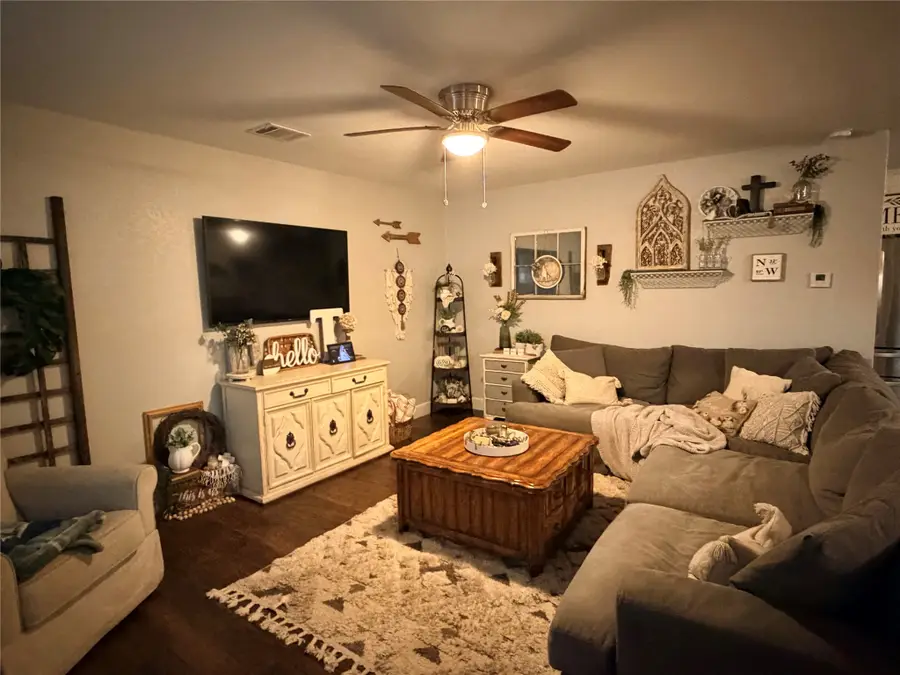 700 N Spears Street, Alvarado, TX 76009 - #3