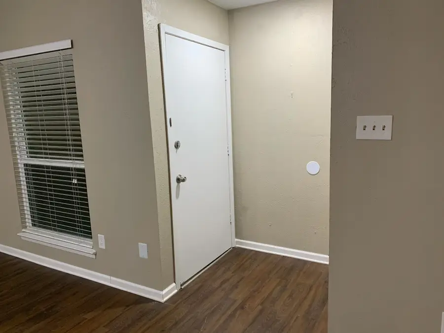 13652 Flagstone Lane, Dallas, TX 75240 - Image #3