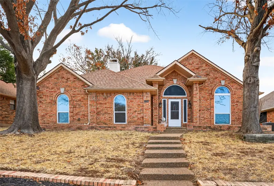 1316 Royal Palm Lane, Carrollton, TX 75007 - Image #2