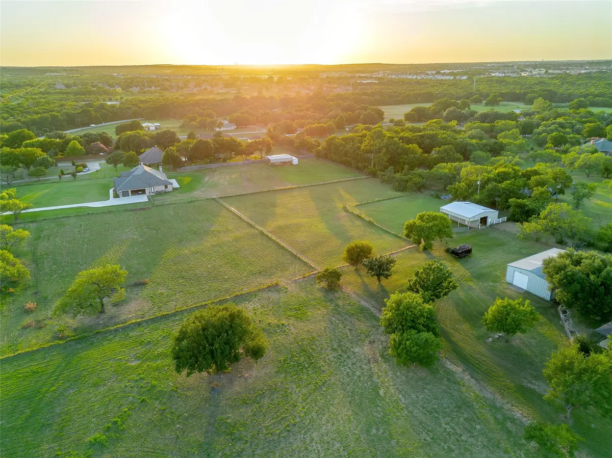 570 W County Road 714, Burleson, TX 76028 - Image #1