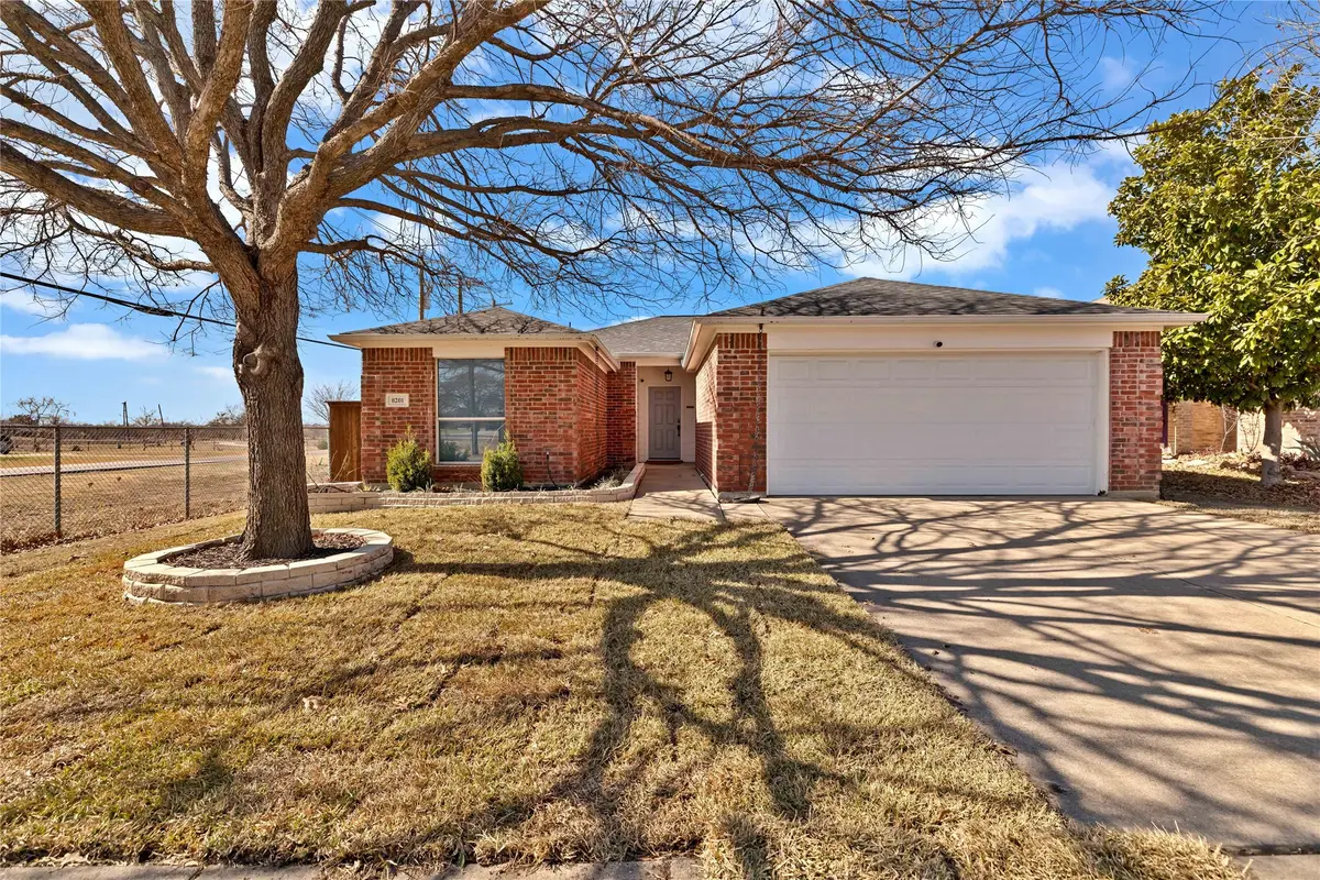 8201 Steel Dust Drive, Fort Worth, TX 76179 - Image #1