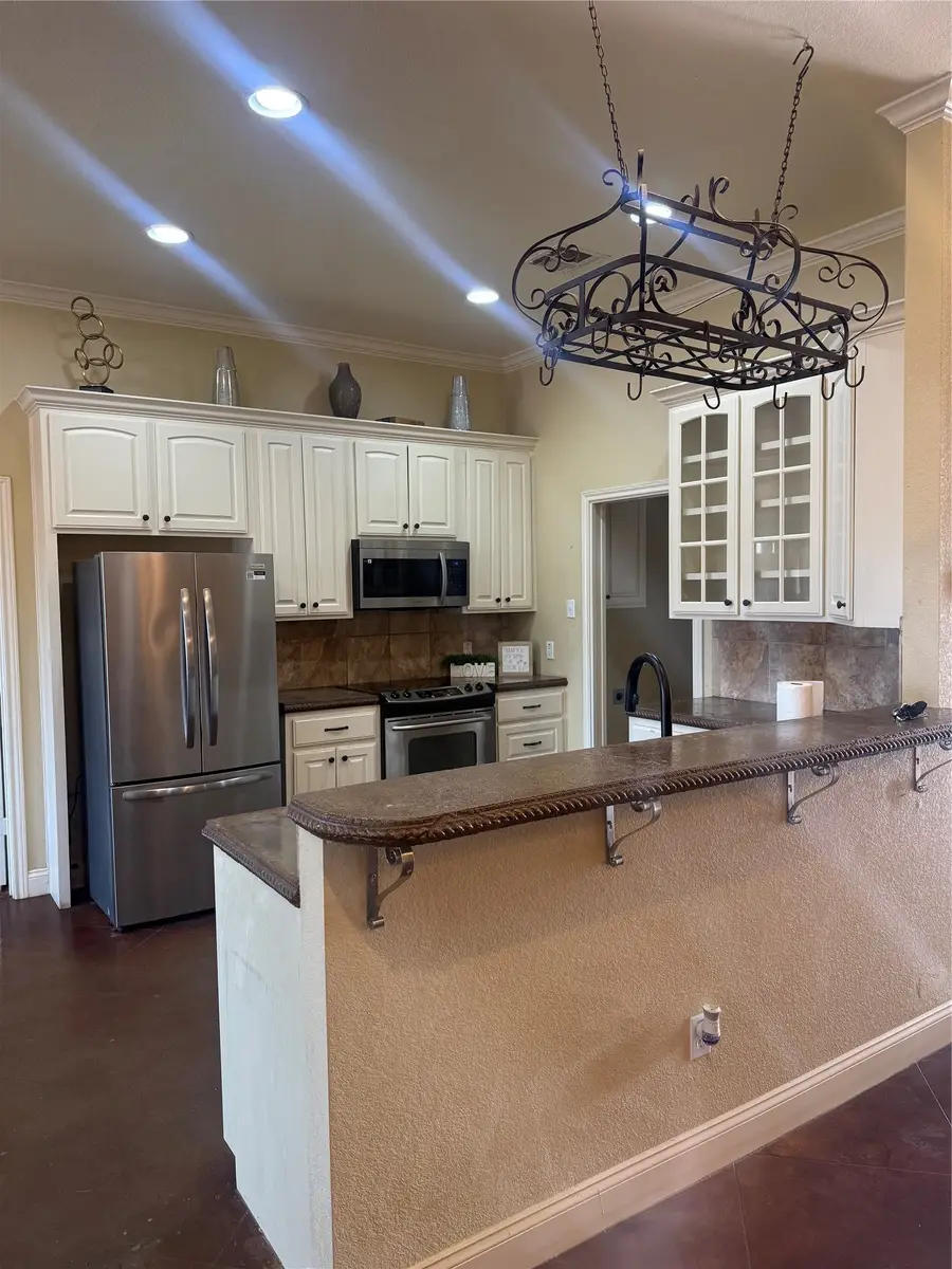 2524 Riders Way, Woodway, TX 76712 - Image #3