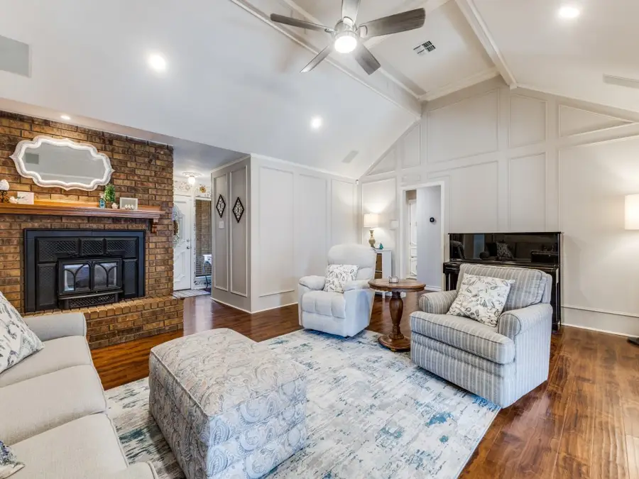 3410 Oxford Drive, Rowlett, TX 75088 - Image #3