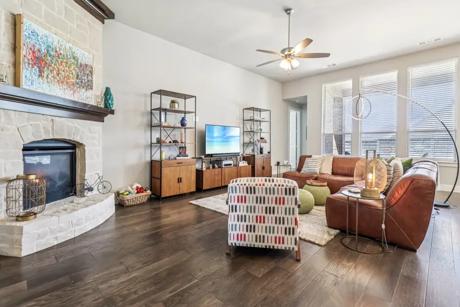 847 Longbranch Way, Aubrey, TX 76227 - #2