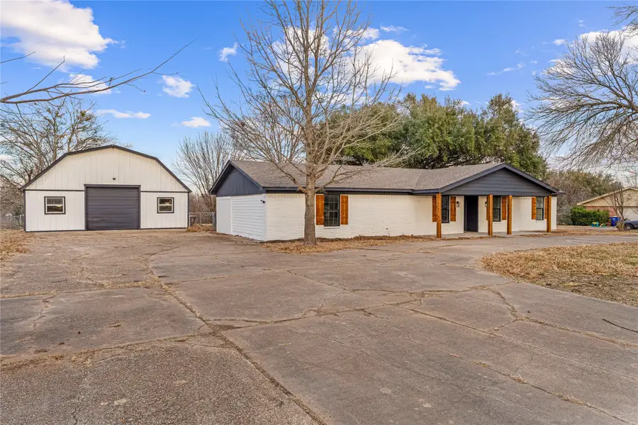 903 S Old Temple Road, Lorena, TX 76655 - Image #2