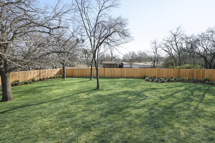 5120 Barnett Street, Fort Worth, TX 76112 - #3