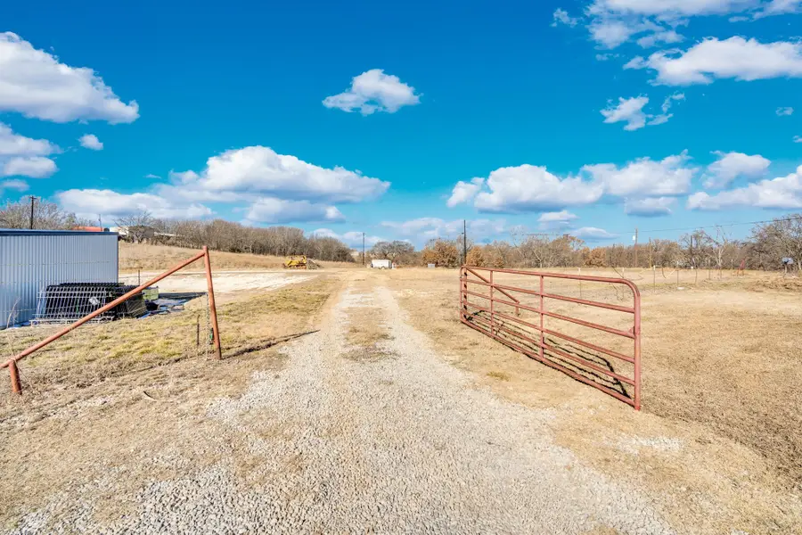 83 Baugh Road, Gainesville, TX 76240 - #2