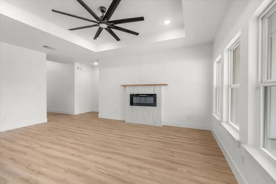 415 Hensley Drive, Grand Prairie, TX 75050 - #3