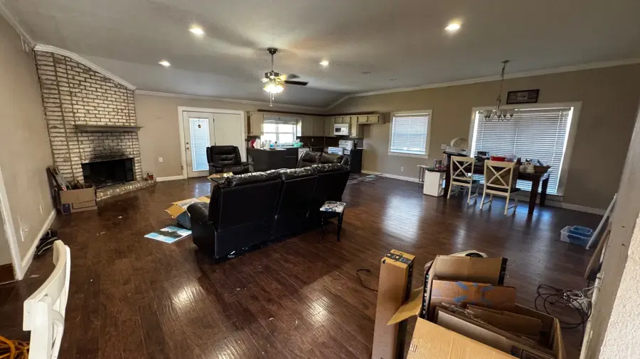 229 Crockett Lane, Hewitt, TX 76643 - #2