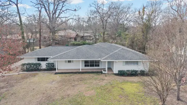 1106 S Williams Avenue, Mt Pleasant, TX 75455