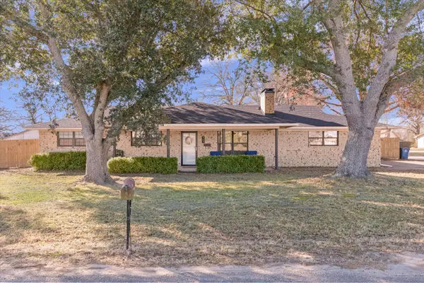 345 Washington Street, Van, TX 75790