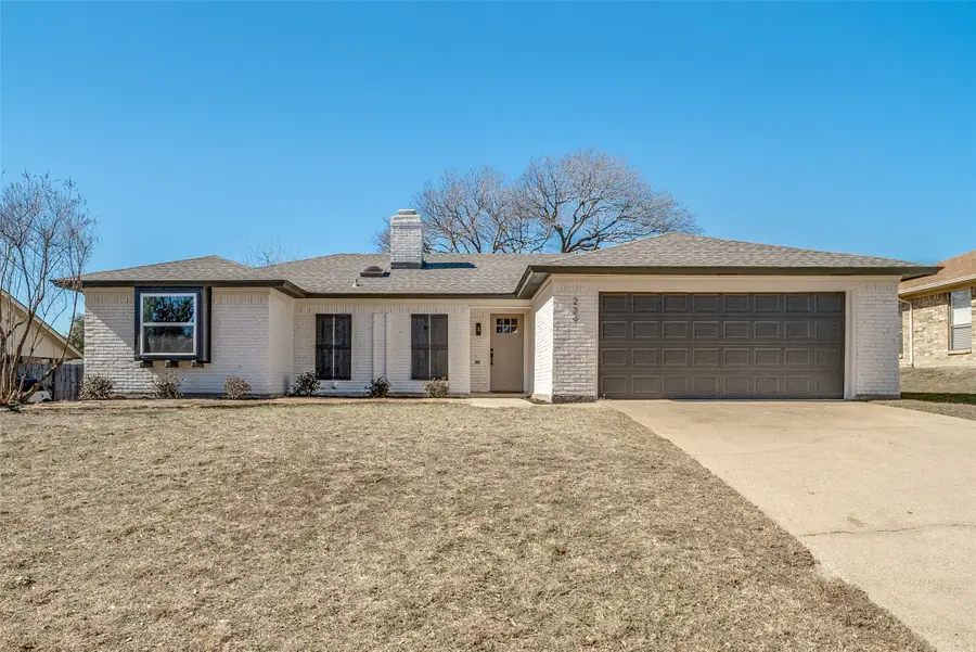 229 Lansford Drive, Benbrook, TX 76126 - #2
