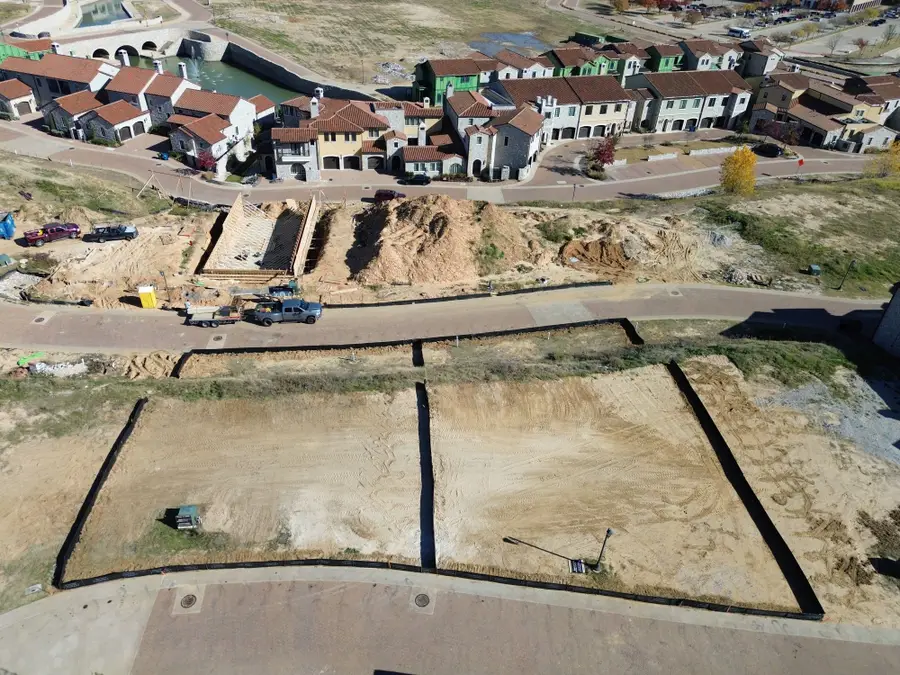 24 Cardona Drive, Westlake, TX 76262 - Image #2