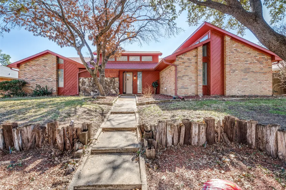 3808 E Runge Court E, Irving, TX 75038 - Image #1