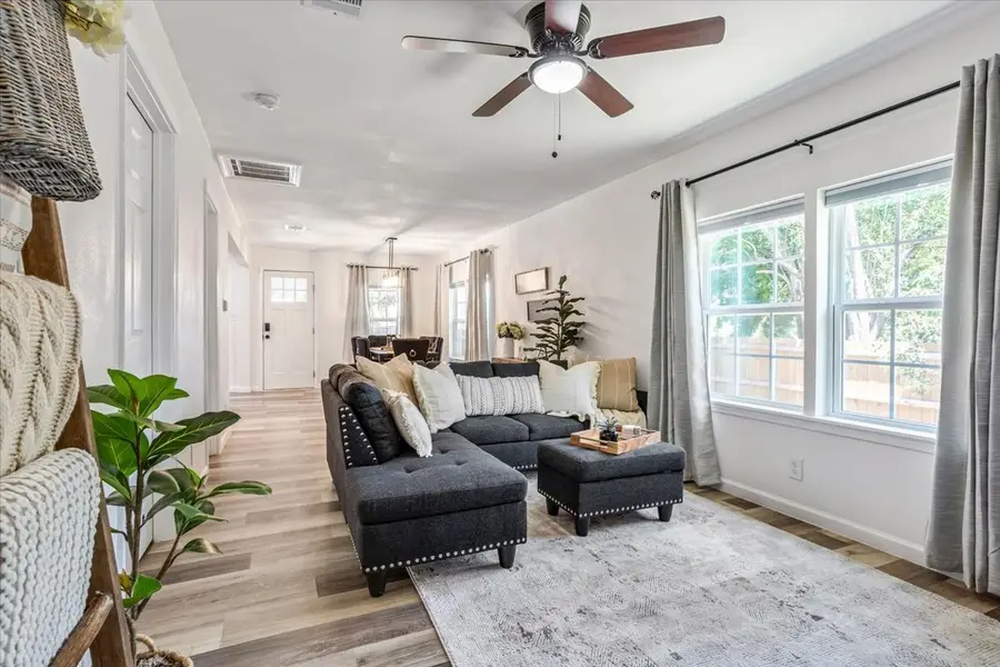 1114 Clay Avenue, Waco, TX 76706 - #3