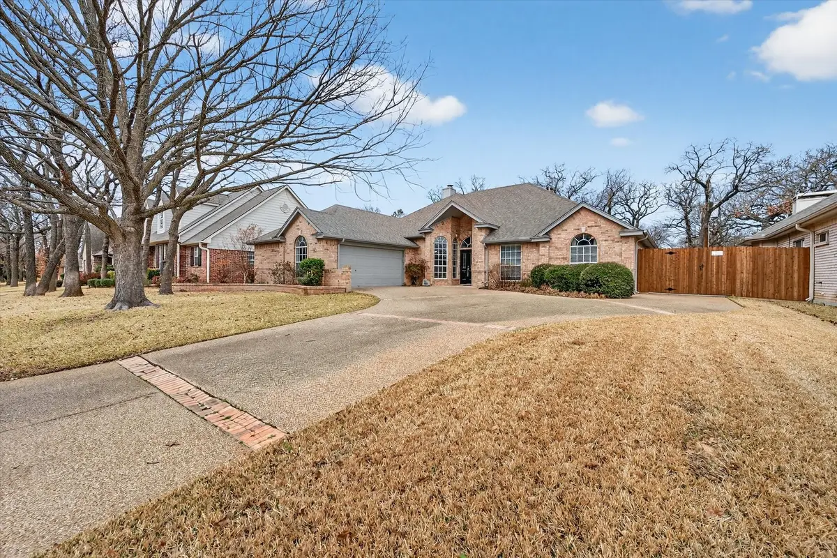 3211 Summergrove Drive, Arlington, TX 76001 - #1