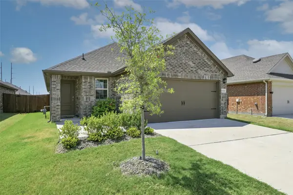 616 New Dawn Drive, Lavon, TX 75166