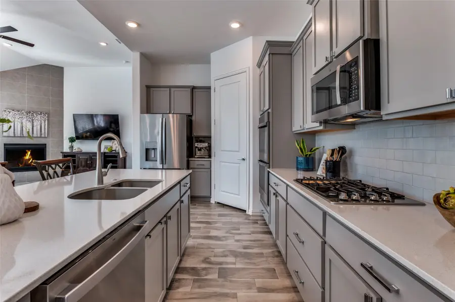 4602 Magnolia Park Drive, Arlington, TX 76005 - Image #3