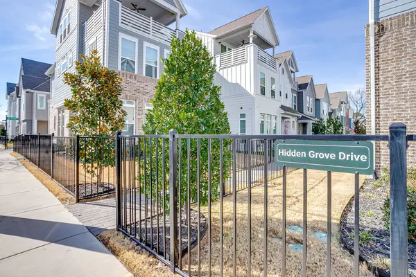 4913 Hidden Grove Drive, Fort Worth, TX 76114